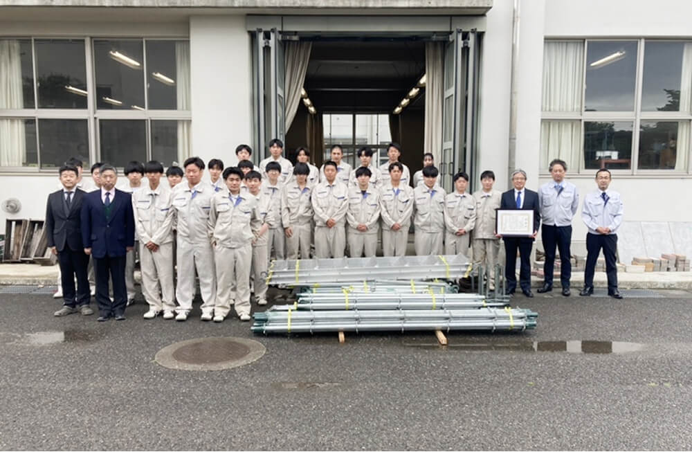 実習用機材の寄贈イメージ画像